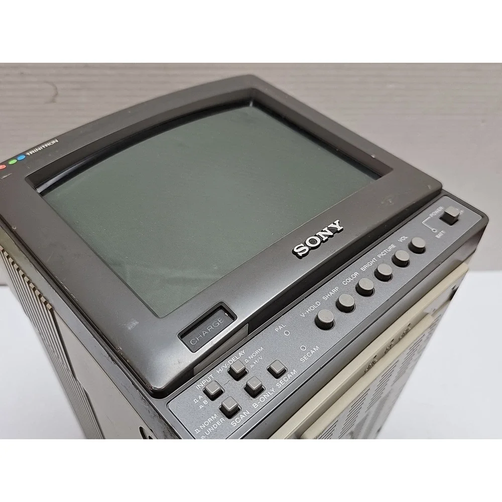VINTAGE SONY PVM-9020ME COLOUR TRINITRON MONITOR RETRO GAMING (For Parts) #4